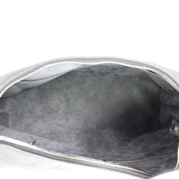 Louis Vuitton  Why Knot MM Monogram Mahina Leather Hobo Bag Black - Picture 12 of 13